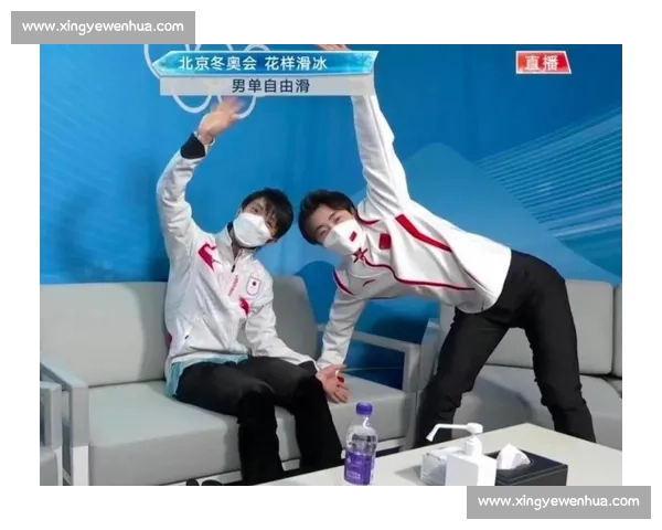 金博洋掌镜定格冰上温情：表演滑里的跨国友谊